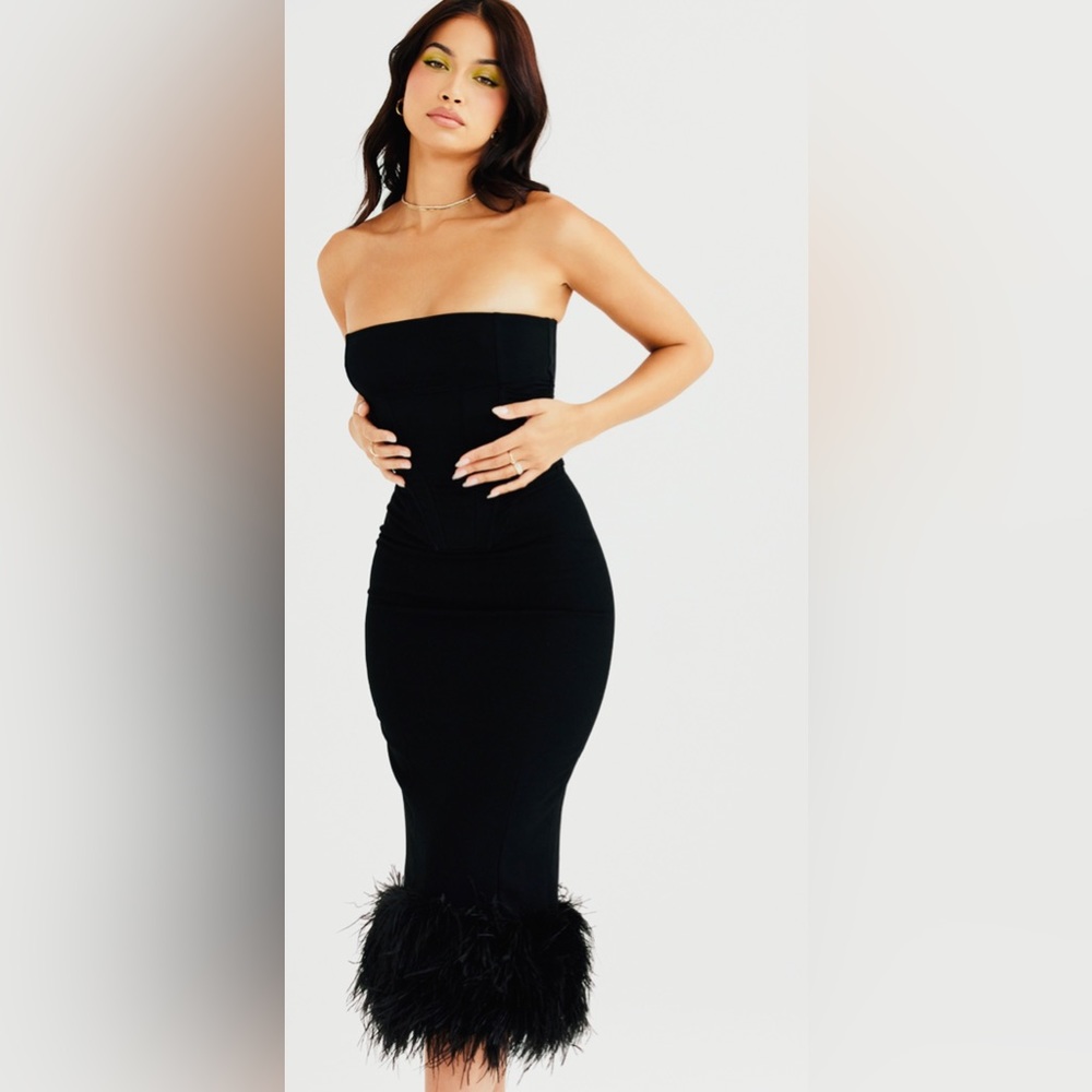 New without tags House of CB black fitted midi dress